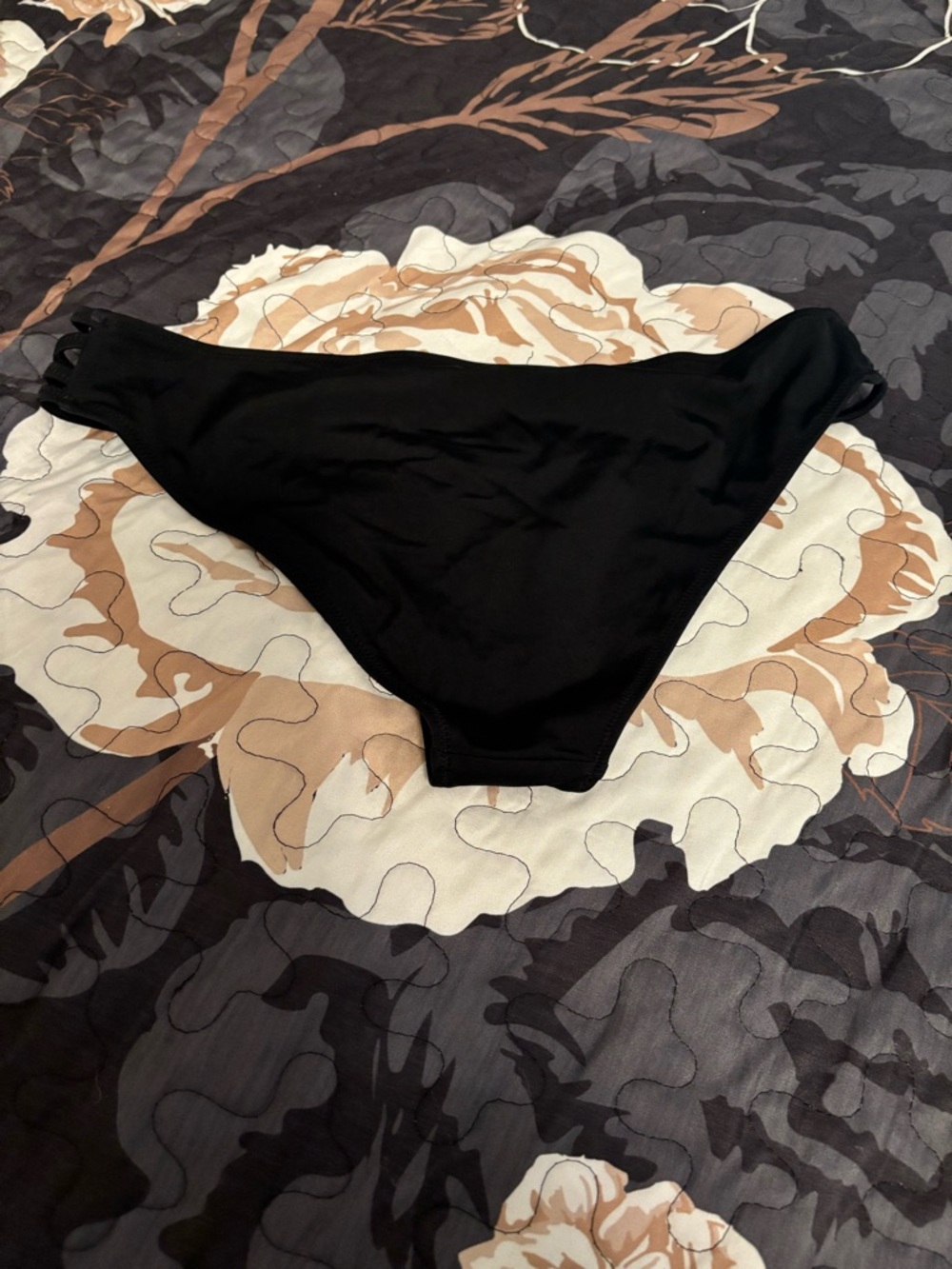 Shade & Shore Black Bikini Bottoms with Aqua Lining - Picture 2 of 2